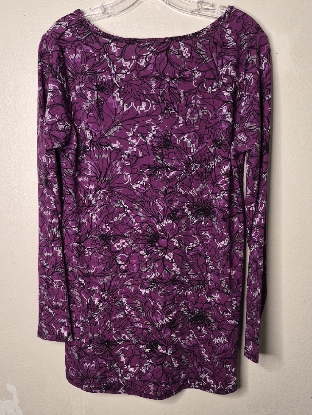 LuLaRoe Purple Floral Long Sleeve Scoop Neck Top - Picture 6 of 9